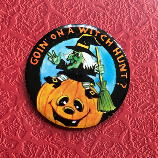 Vintage Witch Hunt Pin-back Button