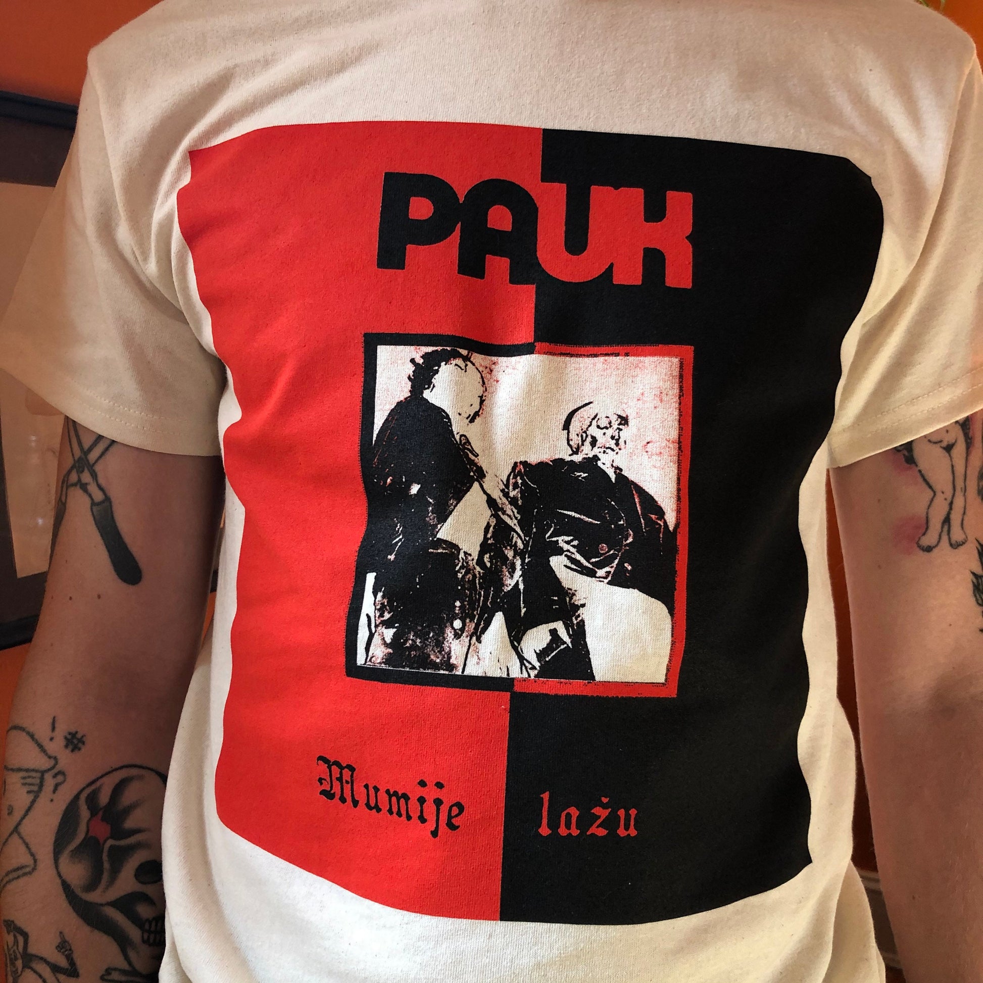 PAUK (Mumije Lažu) Tee